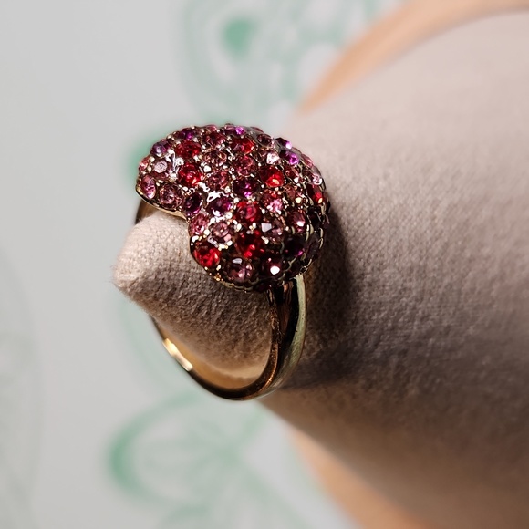 Avon Gold-tone Red Pink Rhinestone Pave Heart Ring - Picture 2 of 4